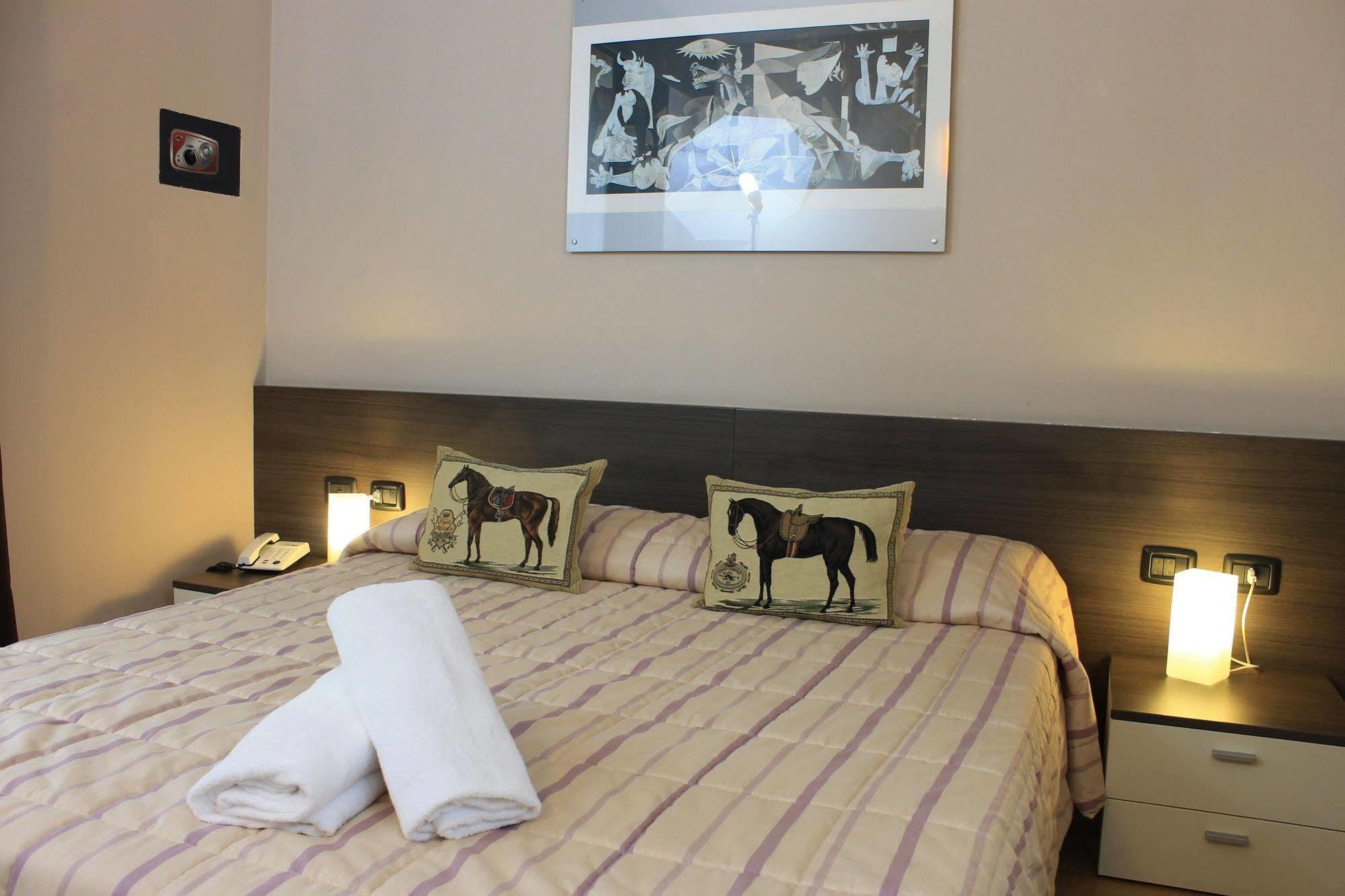 Eq Hotel Travagliato Extérieur photo
